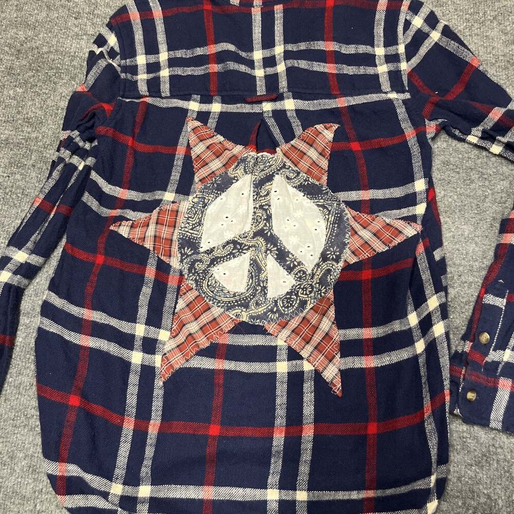 American Eagle Women's XS Boyfriend Fit Flannel 100% cotton
